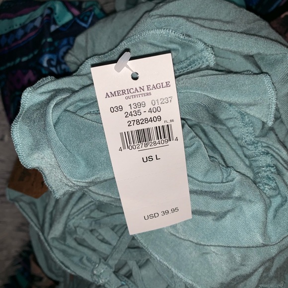 ⭐️NWT American Eagle romper⭐️ - Picture 7 of 8